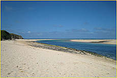 Cornwall Tourism Magazine - Beaches in Cornwall - Porth KIdney Sands - St Ives
